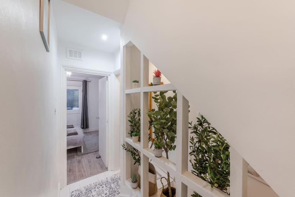 Spacious And Modern Duplex With Garden * Londra