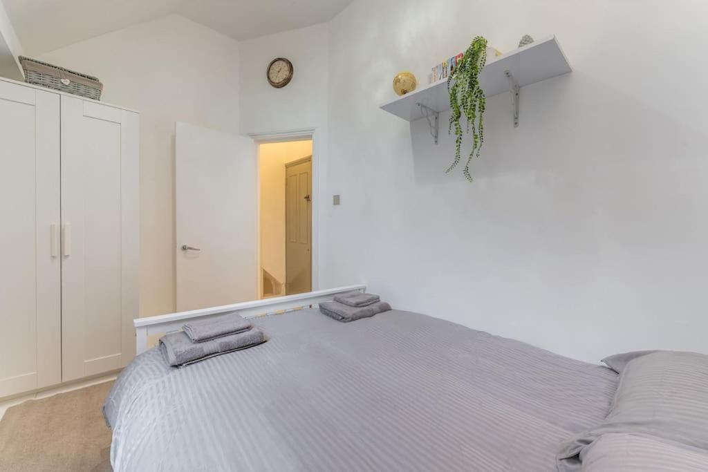Appartamento Spacious And Modern Duplex With Garden